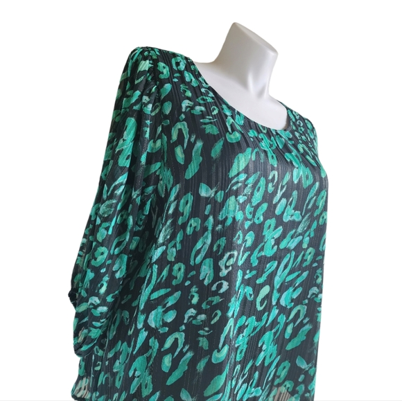 Retrology Green Black Plus Size Blouse NWT! Size 2X - Picture 4 of 10